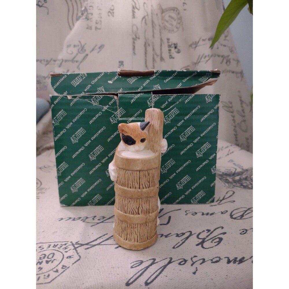 Marty Sculpture Purrfect Pet cat figurine with box